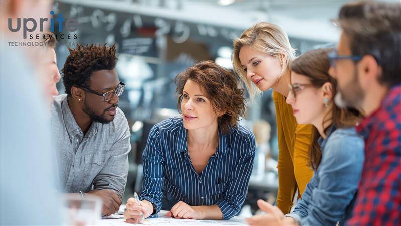 Co-managed IT support helping internal IT teams manage workload efficiently.